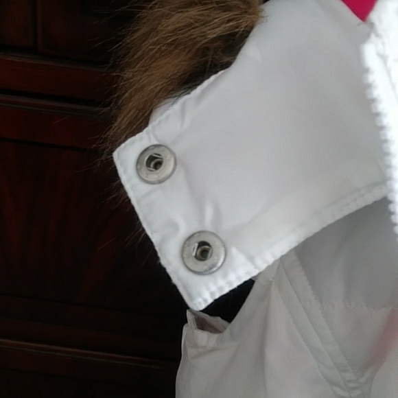 Women's US Polo Assn Puffer Vest USPA white Hooded Faux Fur Size Small - Picture 5 of 10